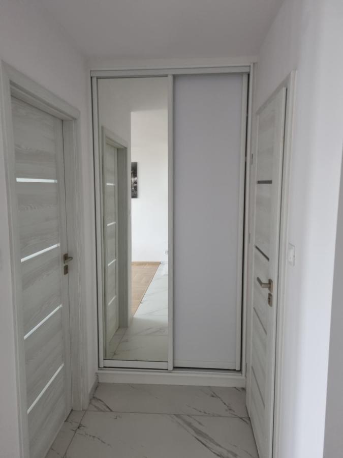 Strict Center Warsaw Comfortable Apartment, 10Th-Floor With Beautiful View On The Park And Skyscrapers, Free Wifi, Self Check-In/Out מראה חיצוני תמונה