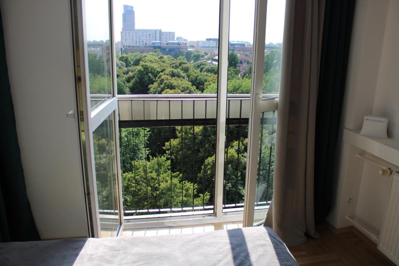 Strict Center Warsaw Comfortable Apartment, 10Th-Floor With Beautiful View On The Park And Skyscrapers, Free Wifi, Self Check-In/Out מראה חיצוני תמונה